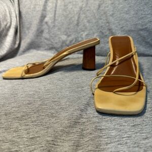 REJINA PYO Harley Light Camel Strappy Sandal, Wood block heel,‎ Size 40 (9/9.5)